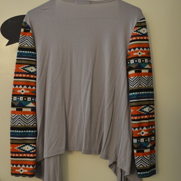 Aztec Sleeve Cardigan - Picture 4 of 4